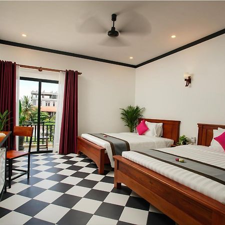 Noni Tree Hostel Siem Reap Dış mekan fotoğraf